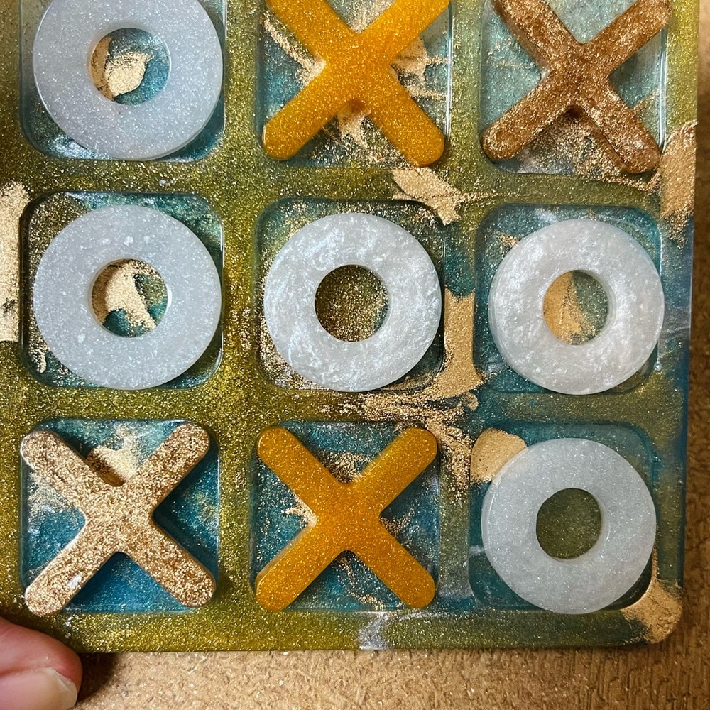 Colorful Tic Tac Toe Set - Picture 7 of 8